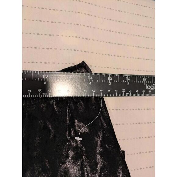 Nicole Miller Pajamas Set Black Debossed Leopard Spots Small Top Pants - Picture 15 of 15